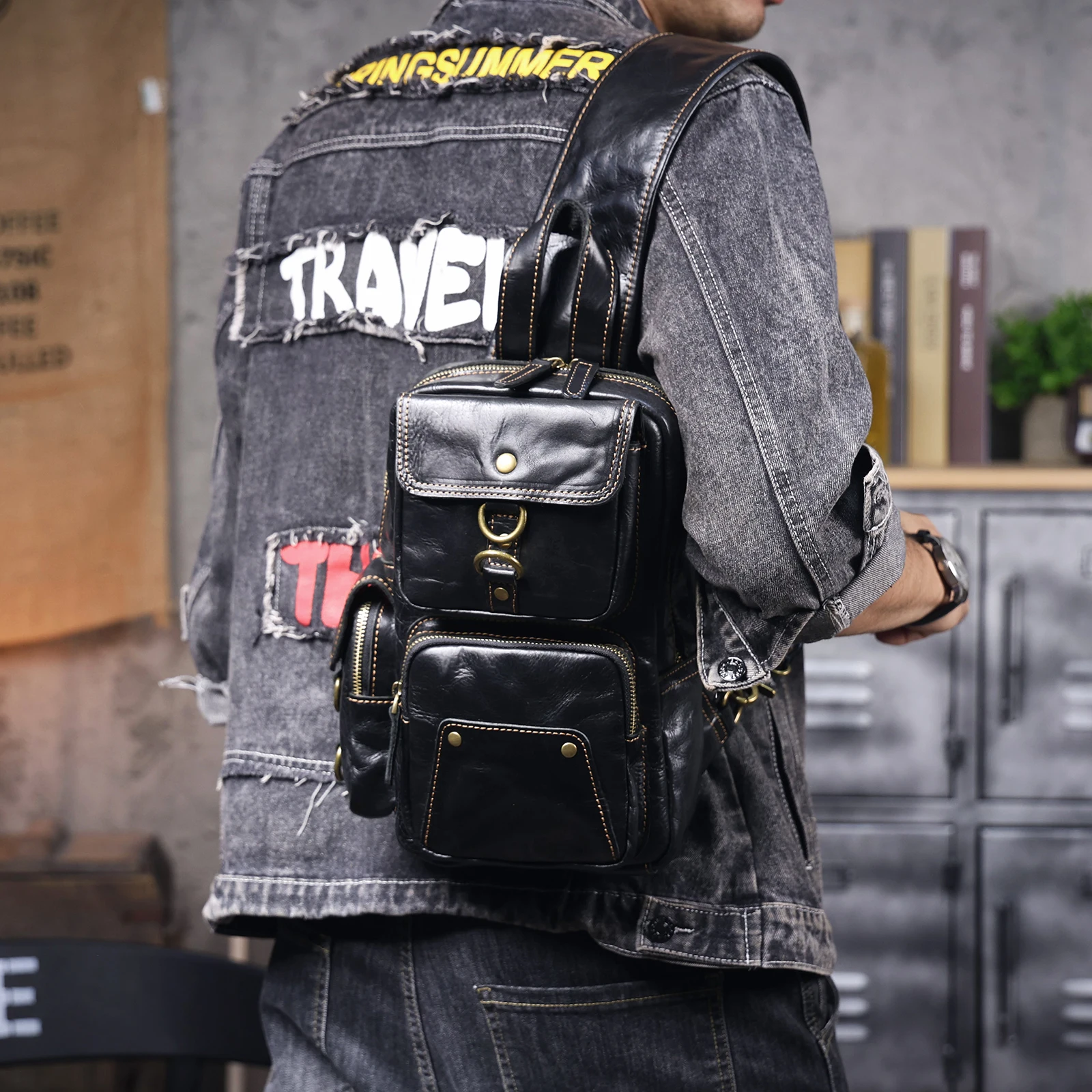 Vintage Echtleder-Brusttasche für Herren, Vollnarbenleder-Umhängetasche, Tagesrucksack mit großer Kapazität – Detail 5