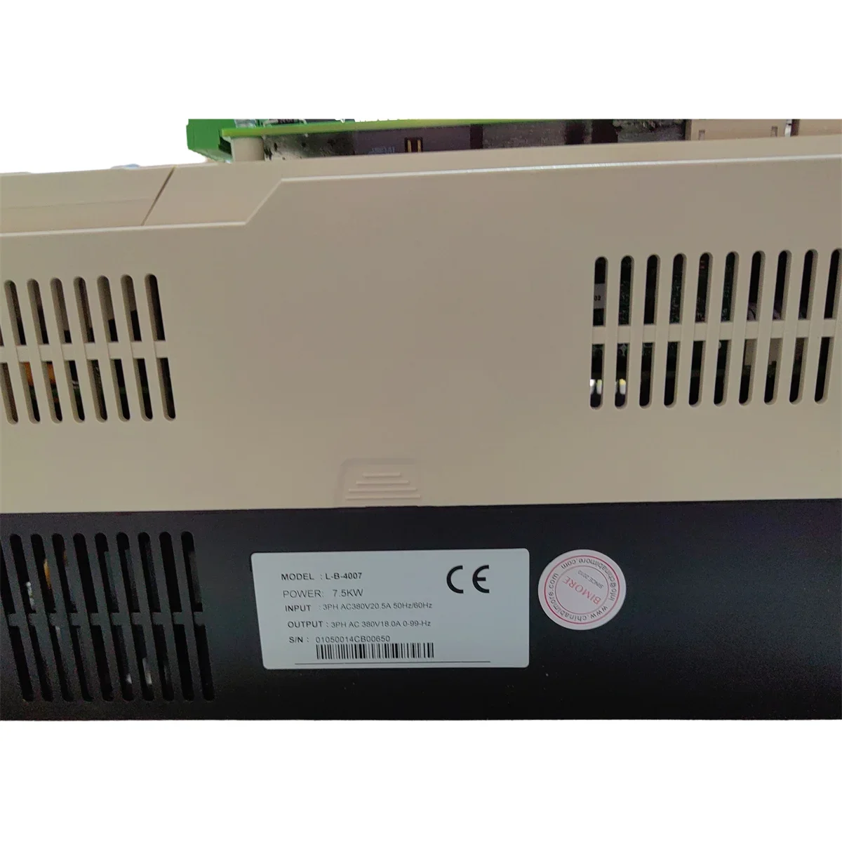 

Новый преобразователь частоты для лифтов L-B-4007 7.5 кВт, стандартная программа