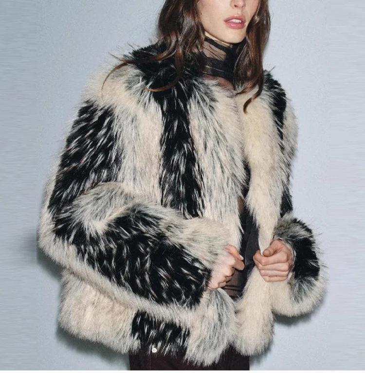 

Women's Black White Clash Faux Fur Short Coat Autumn Winter Loose Versatile Thick Plush Jacket Luxury Comfort Party Streetwear