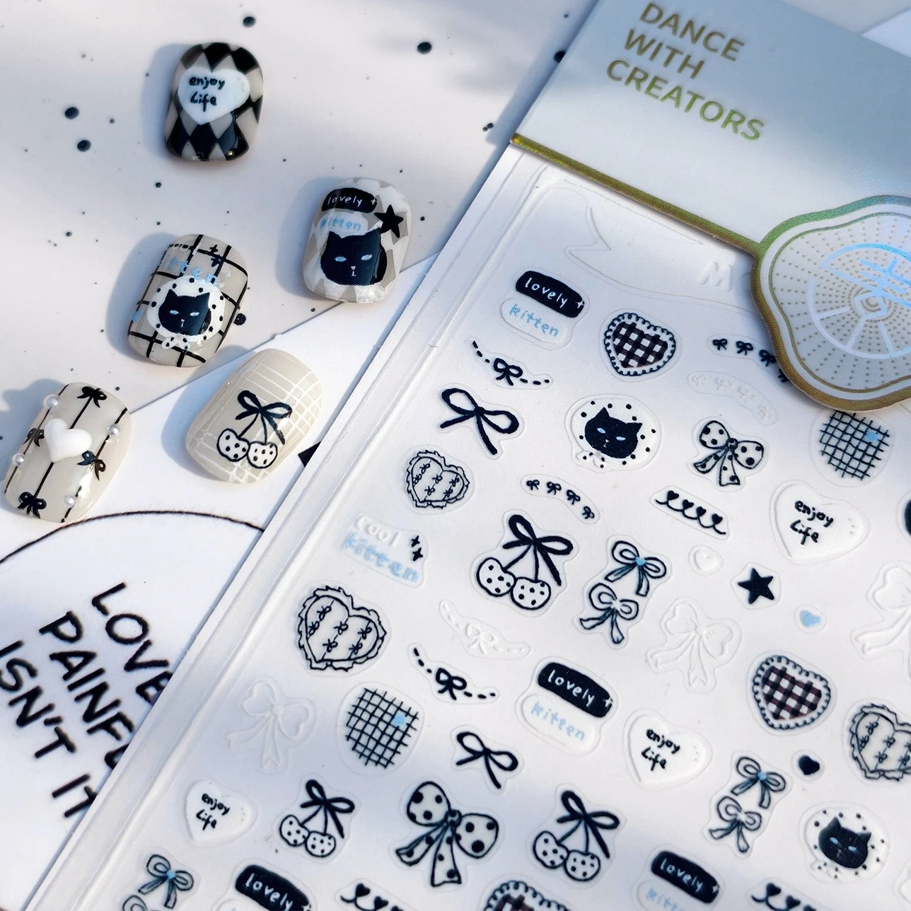 Lindo gato negro línea encaje Bowknot cereza Gird encantador romántico estrella Gird gatito autoadhesivo pegatinas para decoración de uñas calcomanías de manicura