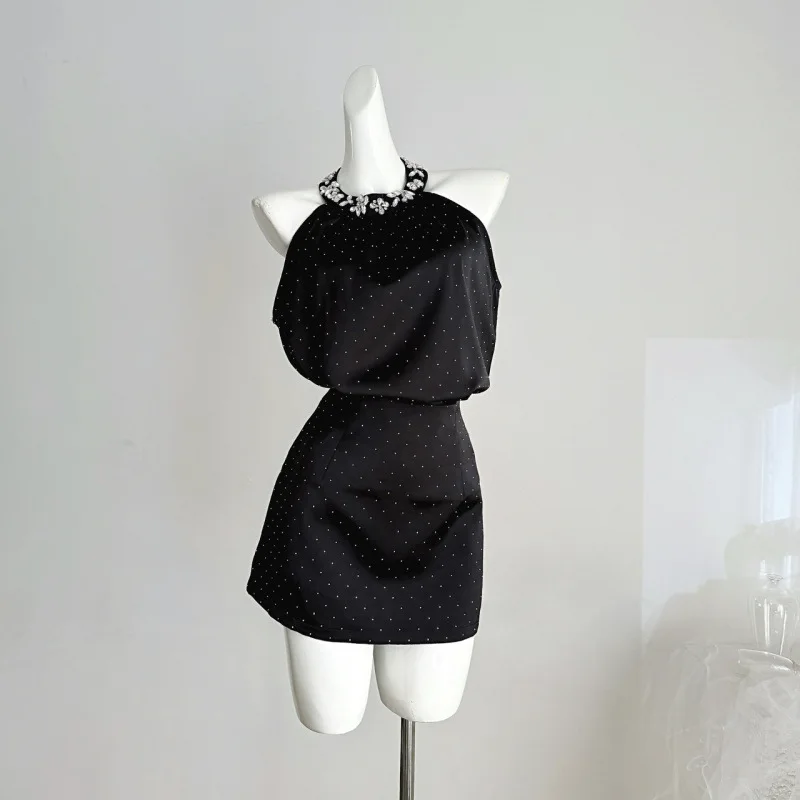 

2026 New Diamond-encrusted Neck Top with Skirt Two-piece French Retro Temperament Set