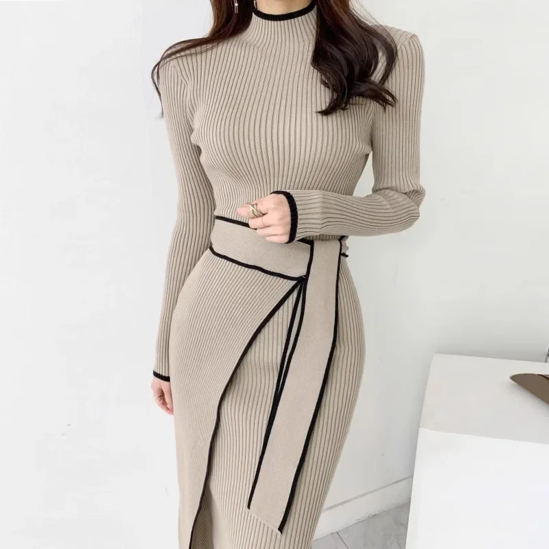 

Women's Korean Chic Retro Knit Dress - Turtleneck Slim-Fit Color-Block Midi Length with Bow Straps | Autumn & Winter Niche Style