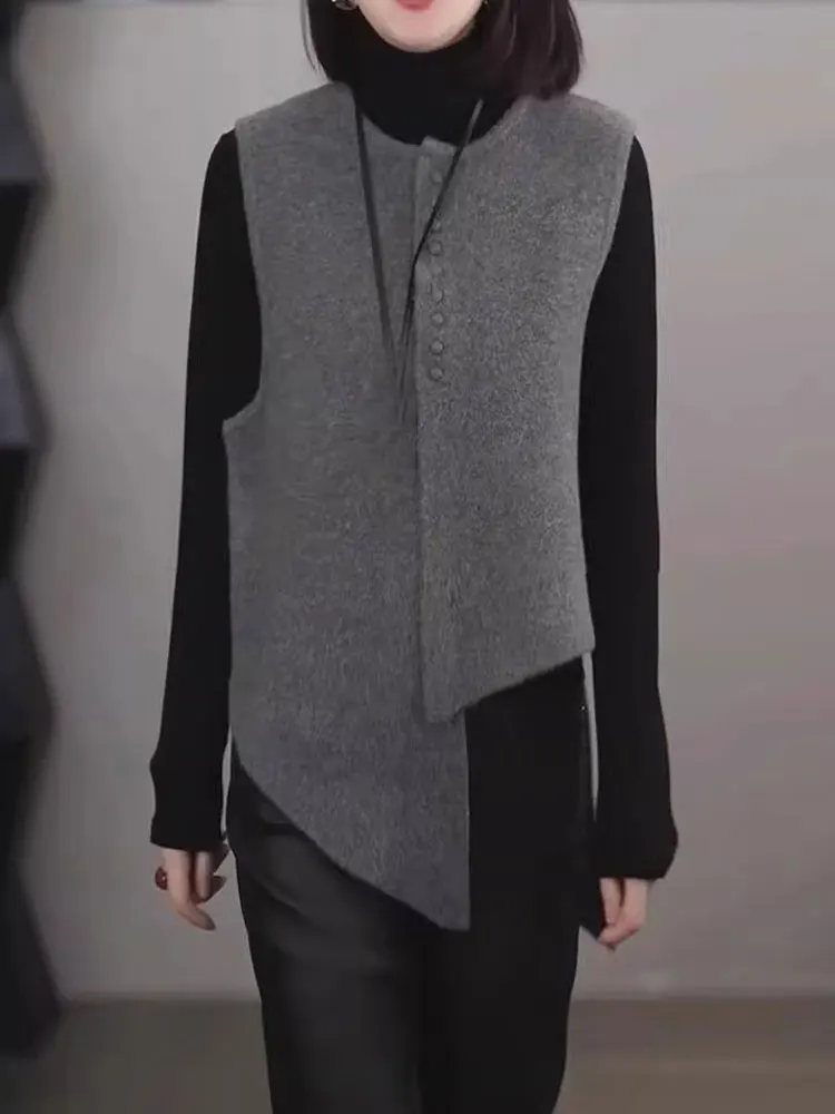 

Дизайнерский чувственный вязаный жилет с нерегулярными пуговицами, женский универсальный многослойный свитер с плечами, футболка...