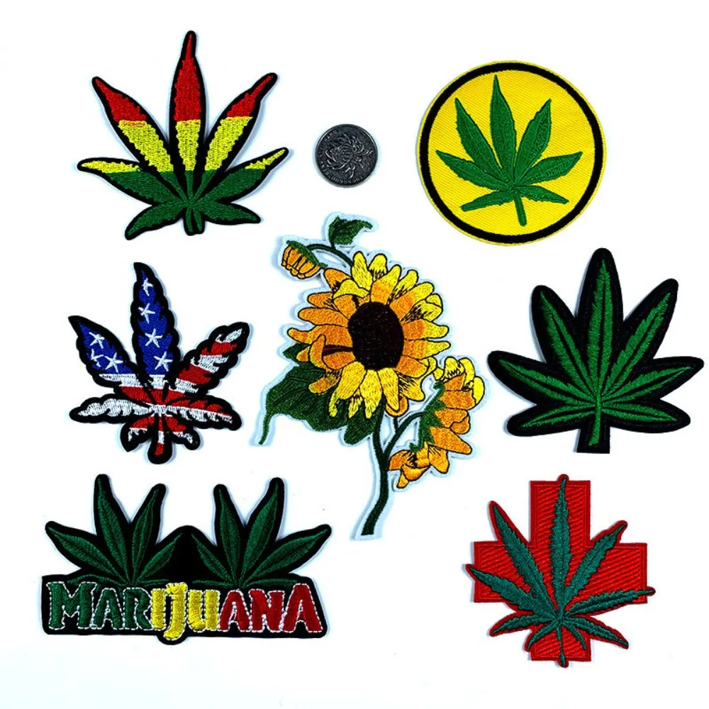 

Cartoon Maple Leaf Embroidery Patch Sunflower Clothing Accessories Adhesive Stickers Iron on Patches Appliques for Clothing