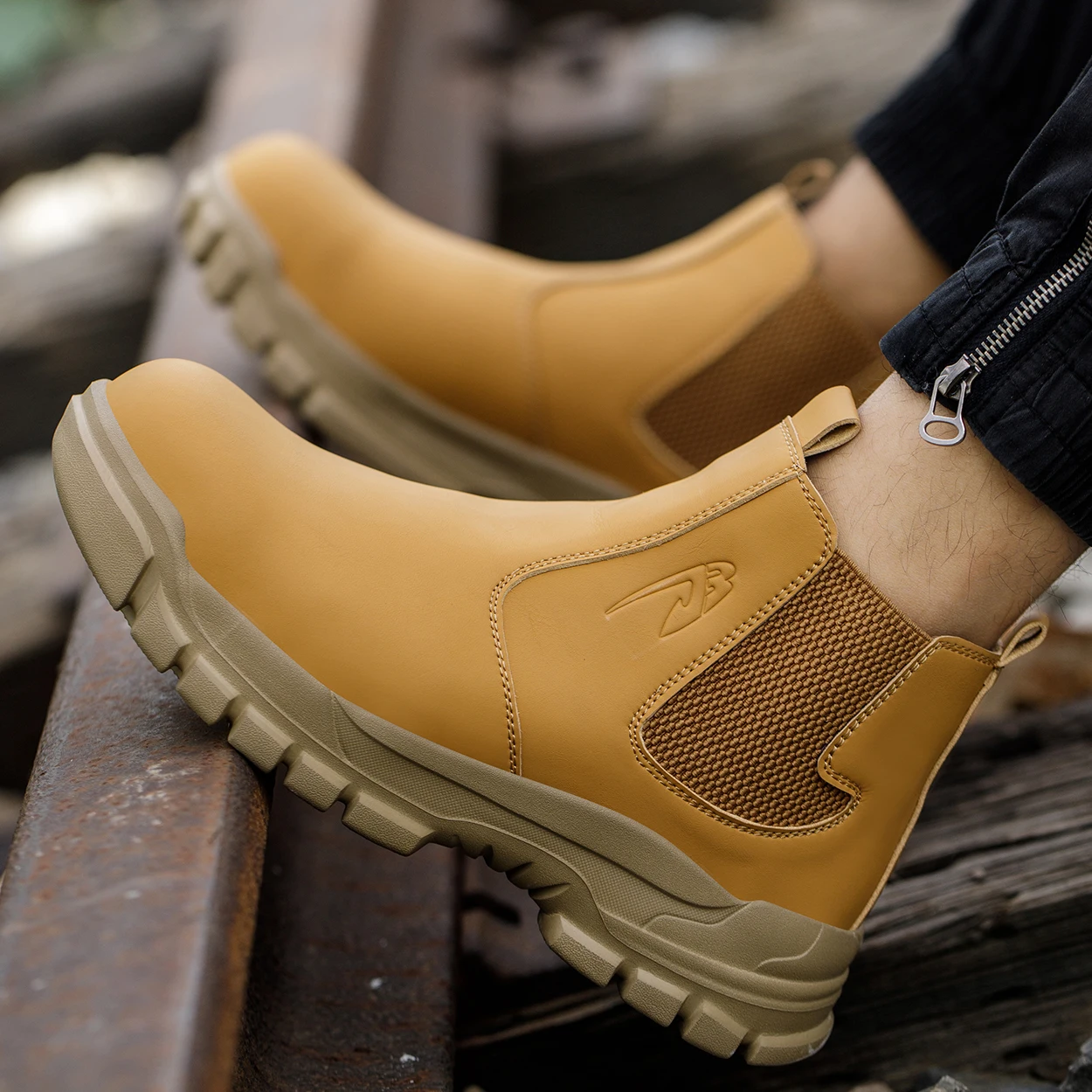 أحذية عمل برأس فولاذي آمن مقاوم للماء للرجال أحذية جلدية أحذية رجالية غير قابلة للتدمير أحذية عمل البناء باللون البني