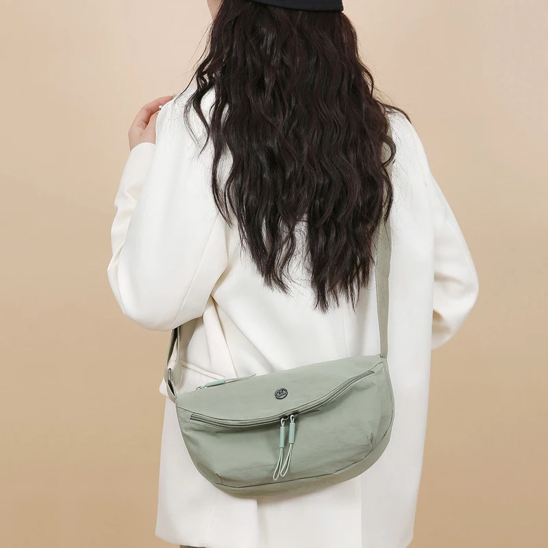 حقيبة تسوق حقيبة كتف متعددة الاستخدامات حقيبة خصر للرجال بسيطة للسفر والاستخدام اليومي والتسوق