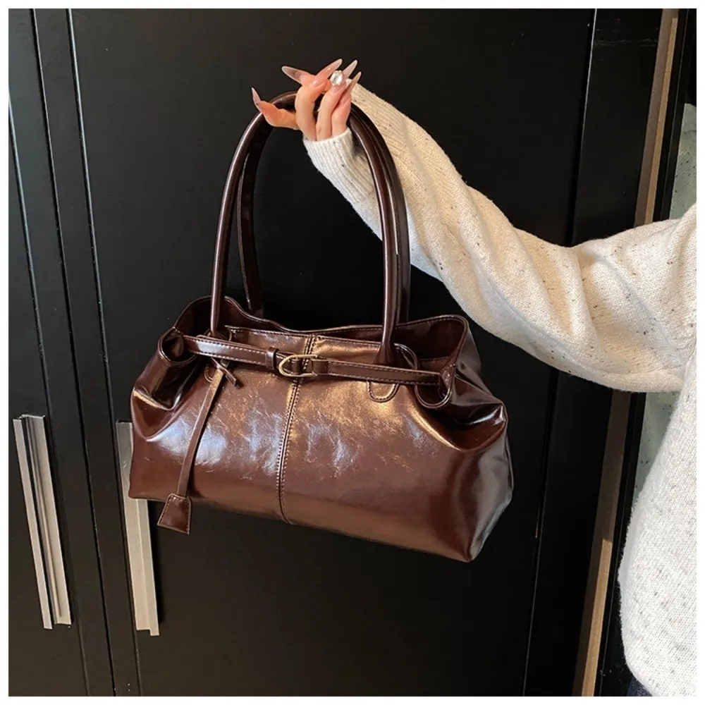 موضة جديدة النفط بولي Leather حقيبة يد جلدية سعة كبيرة متعددة الوظائف حقيبة كتف المرأة عادية حمل حقيبة تحت الإبط للنساء ﻿
