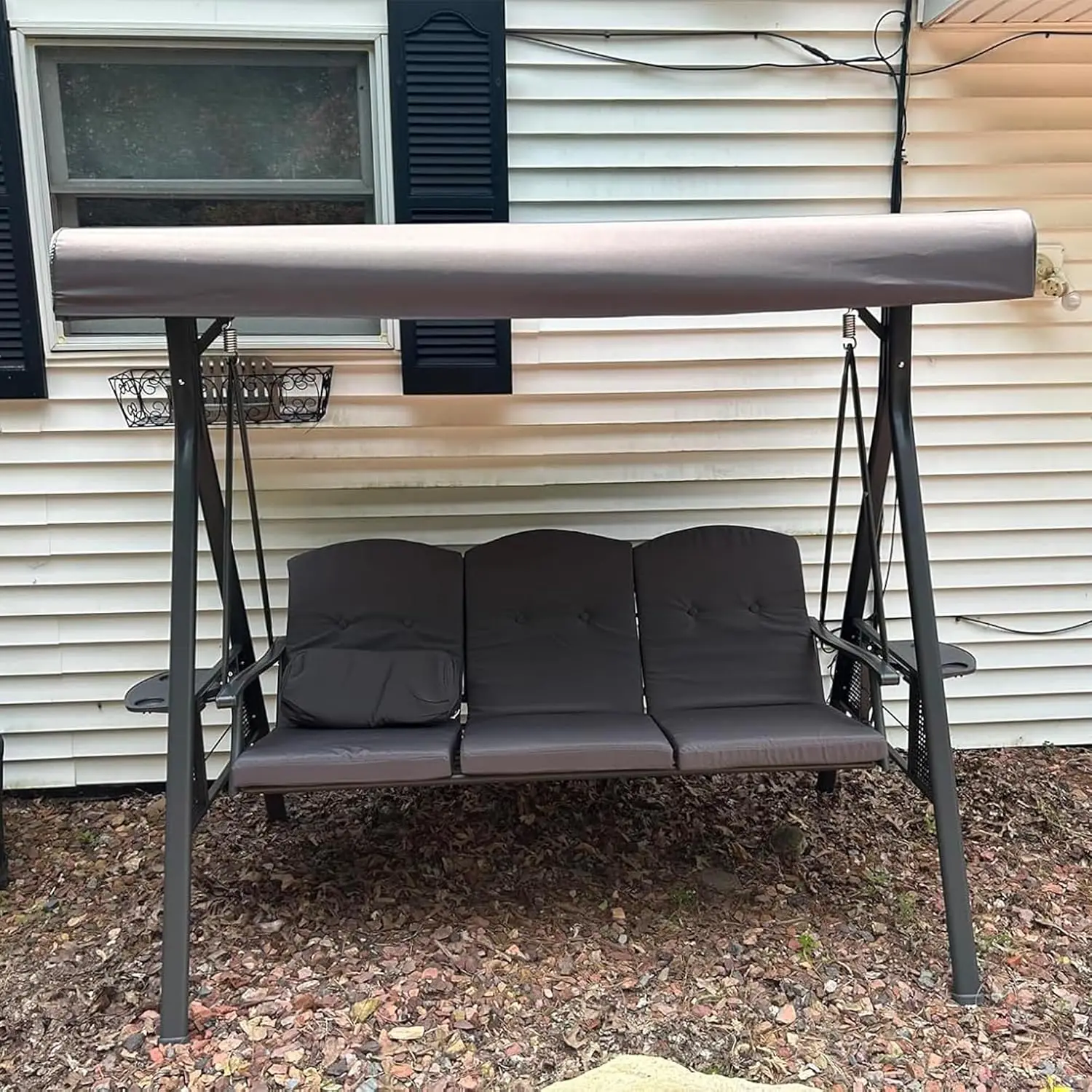 750 lbs Family Capacity, Heavy Duty Frame Stability, Thick Cushion Comfort, Foldable Side Tables, Solar Lights Ambience