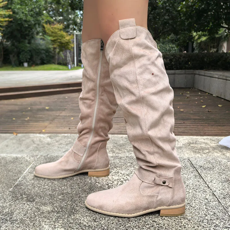 حجم كبير 45 الجلد المدبوغ كعب منخفض أحذية عالية النساء الخريف الشتاء الرجعية Nubuck الجلود منتصف العجل أحذية امرأة قطيع الركبة عالية طويلة Bootie