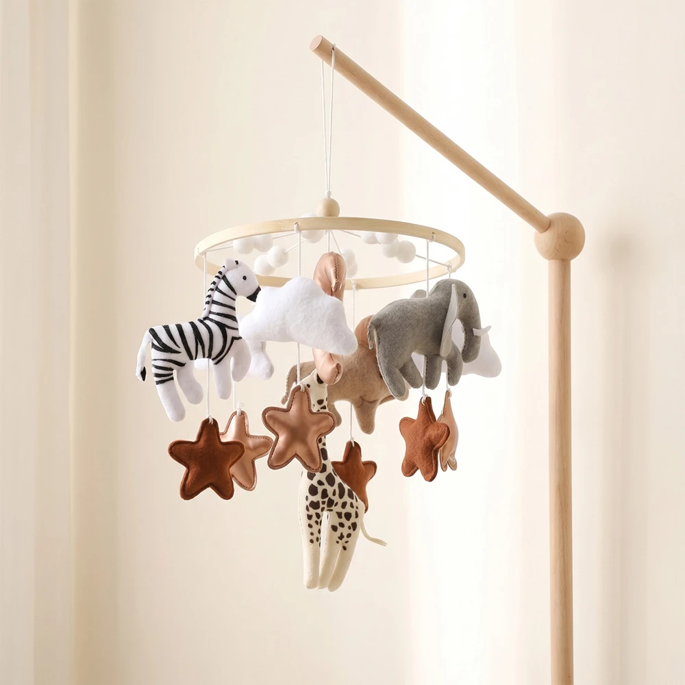 Baby Crib Mobile Felt Animals Built in Bells 360 Degree Rotation Wooden Hanging Toy for Visual Tracking Newborn Baby Toys Gift