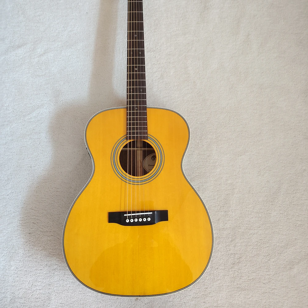 

High quality OM-28 acoustic acoustic guitar in stock, equipped with 301EQ, with spruce veneer on the front of the body,Preferred