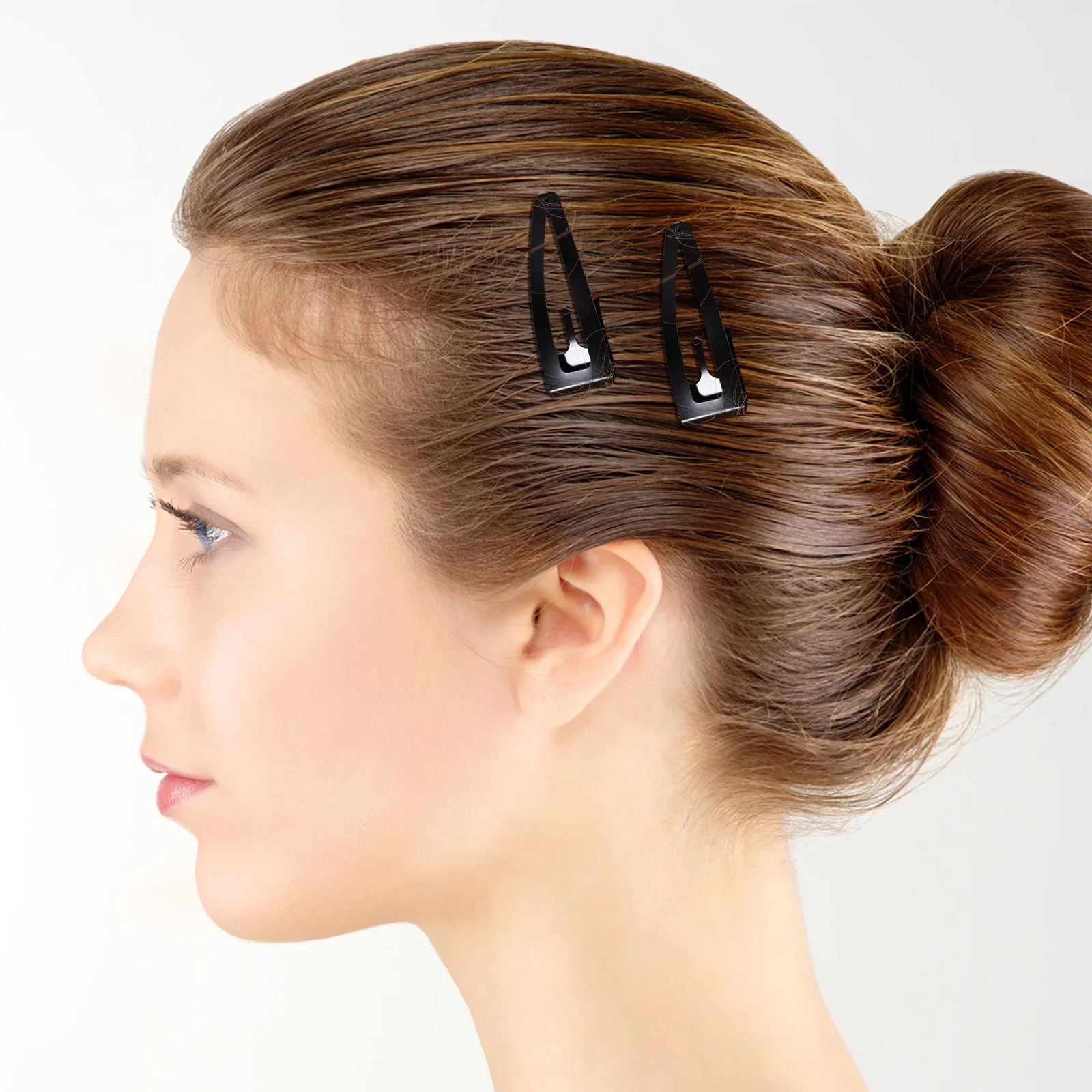 

40Pcs Metal Snap Hair Clips for Women Girls Small Hairpins Stylish Accessories for Different Occasions Hold Firmly