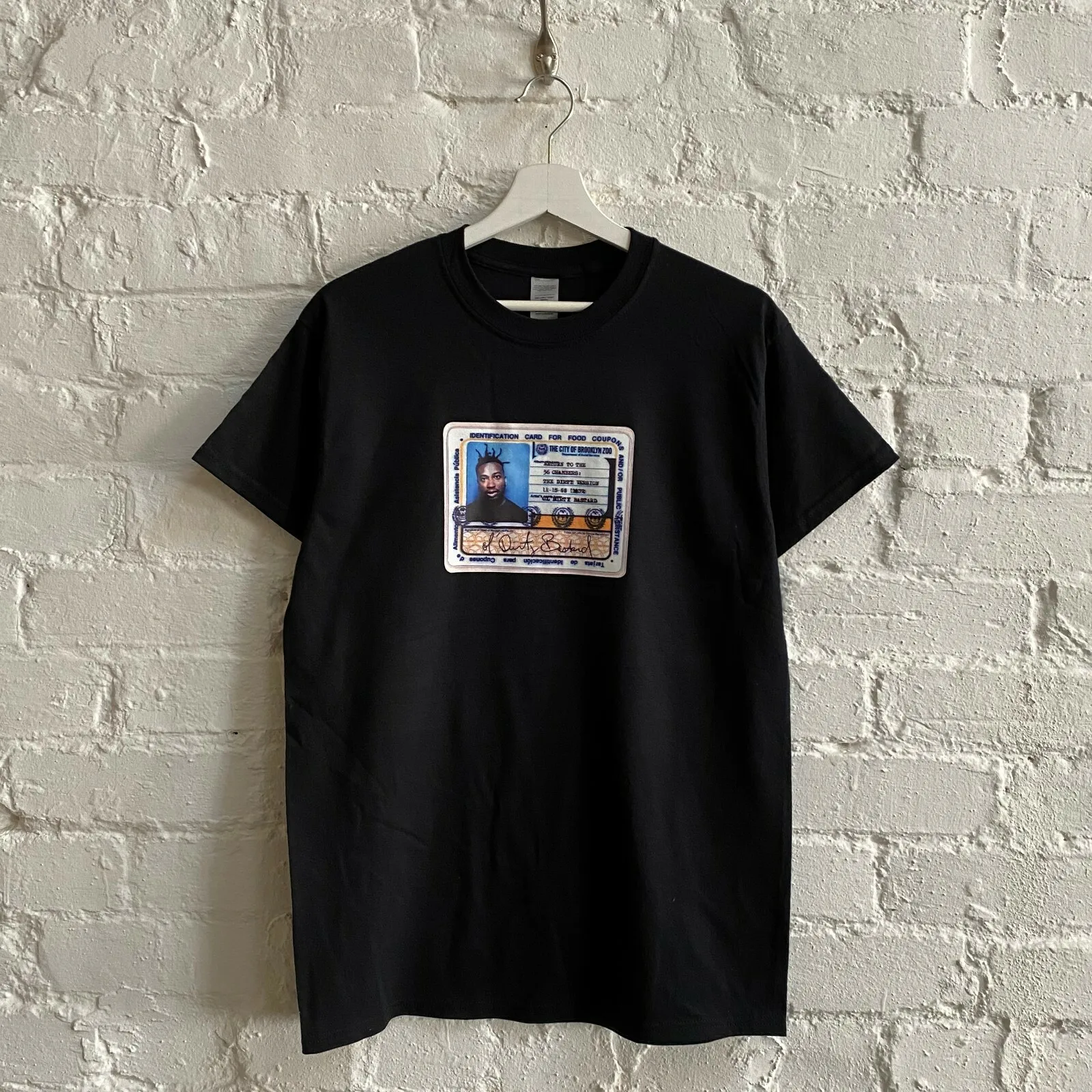 Camiseta negra de hip hop con tarjeta ODB de Actual Fact
