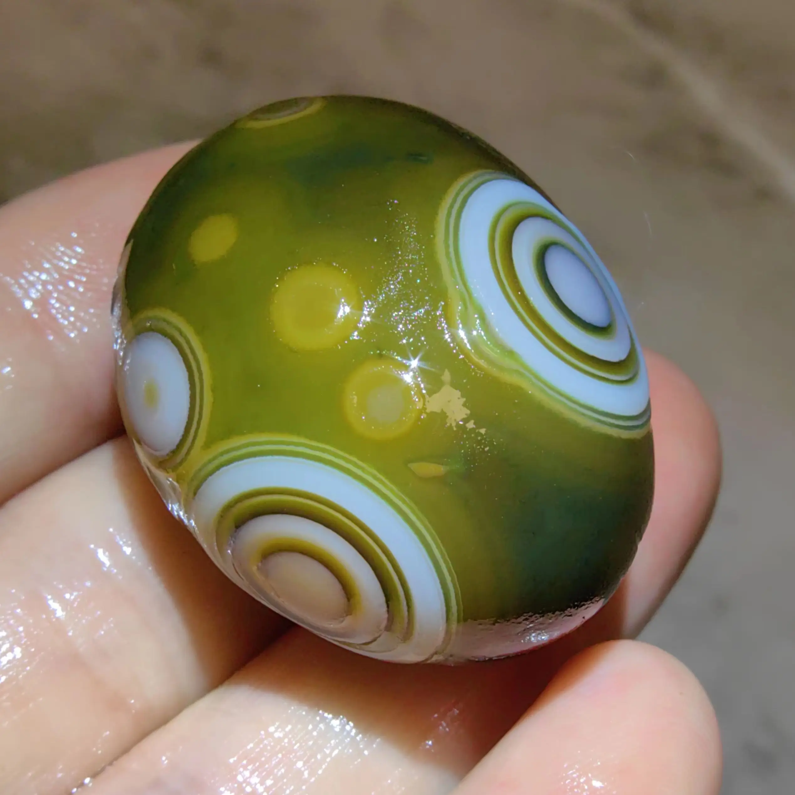 Natural Eye Agate Egg Texture Concentric Eye Rough Stone for Good Luck Gem Jewelry Amulet Ornament Home Decor
