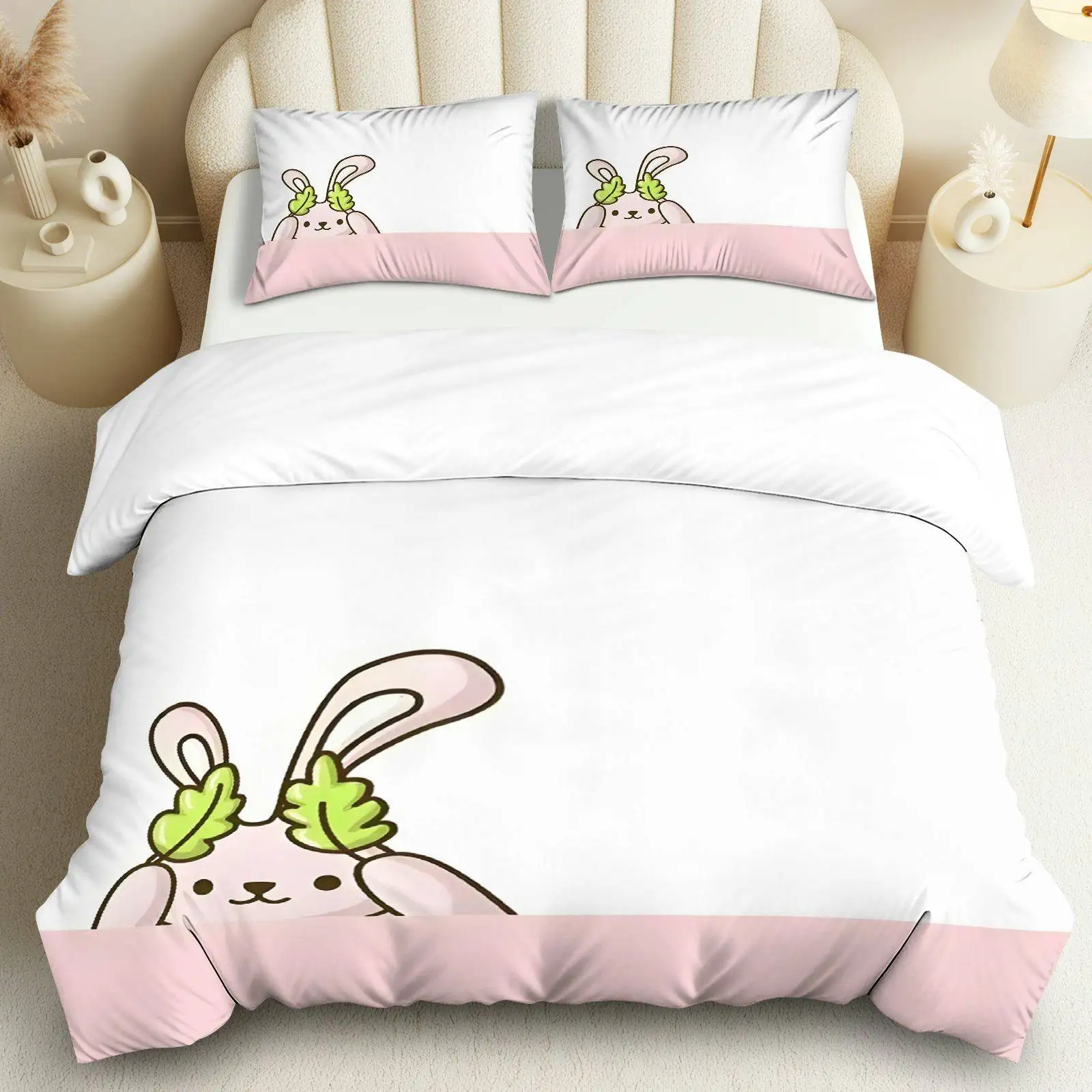 

Комплект из 3 предметов: 1 пододеяльник + 2 наволочки (без наполнителя), дизайн с милым изображением кролика, подходит для декора спальни и общежития.