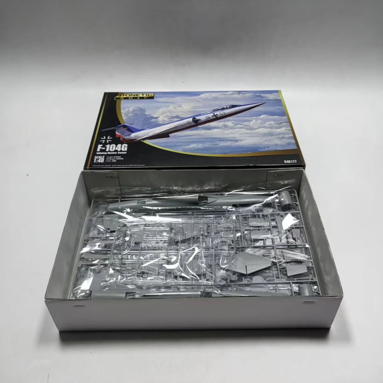Highly‑Detailed Jet Aircraft Model KINETIC K48177 1/48 F‑104G Viking Demo Team For Scale Model Enthusiasts
