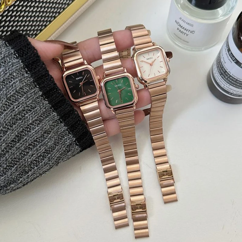 

Women Quartz Watch Luxury Fashion Square Rose Gold Sliver Case Band Roman Numeral Dial Female Watches Niche New Dress Wristwatch