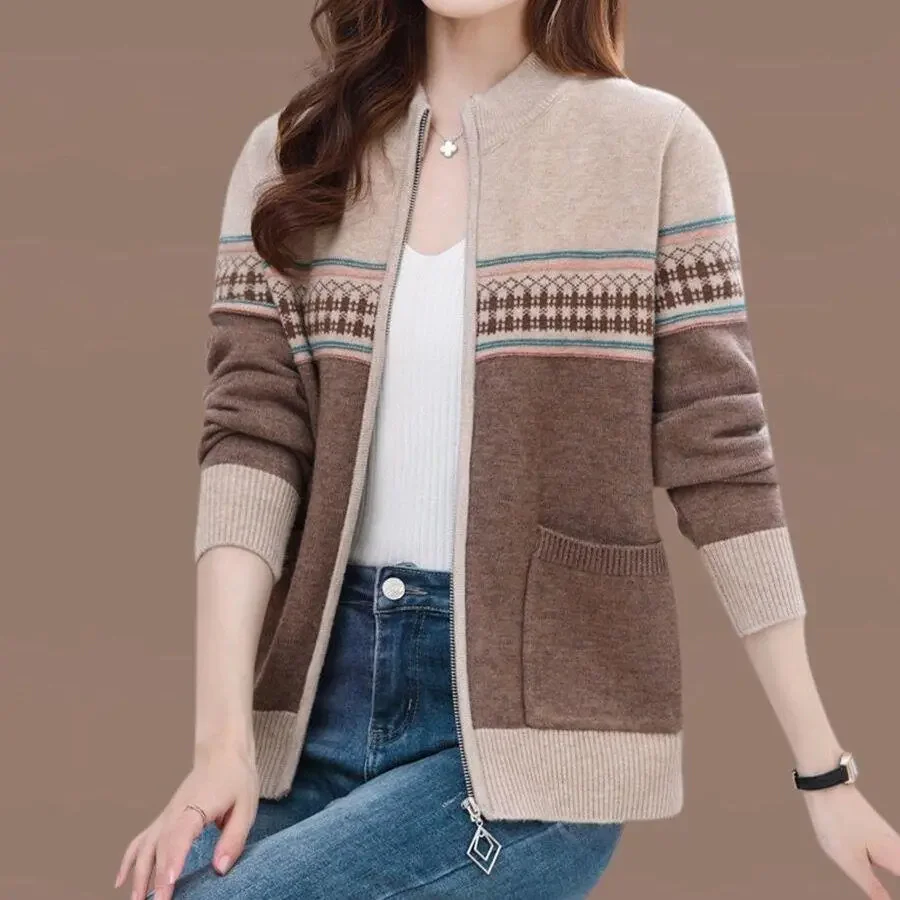 

Spring Autumn New Women's Color blocked Knitted Cardigan Fashion Slim Long Sleeved Zipper Sweater Outwear Female Short Knitt Top