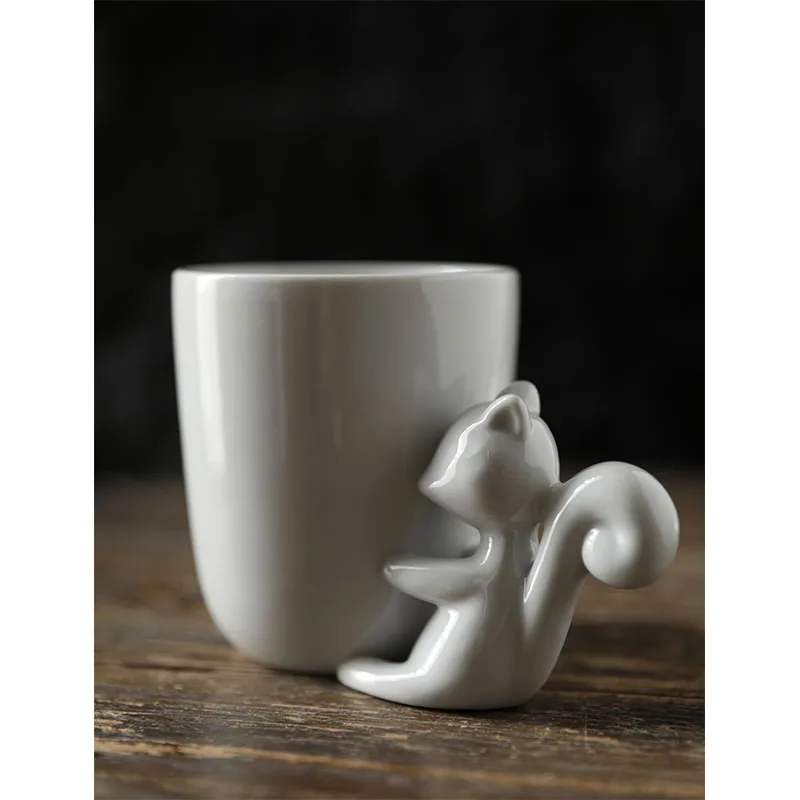 TingKe-Nordic Squirrel Shaped Handle Ceramic Cup, Italian Large Capacity Coffee Cup, Creativity Animal Mug, Birthday Gift