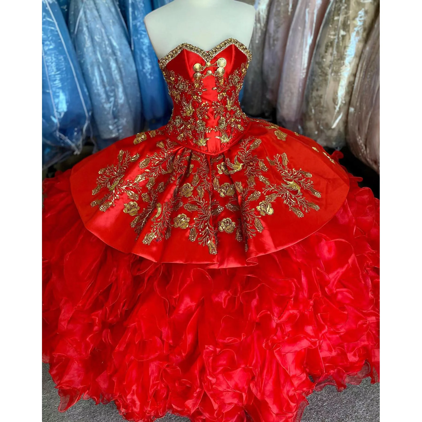 Rot Mexikanischen Quinceanera Kleider Süße 16 Mädchen Gold Stickerei Schatz Ballkleid Prom Geburtstag Kleid Vestidos De 15 Años