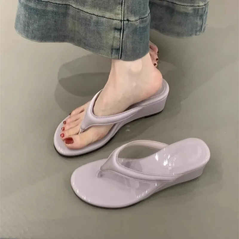 

2025 Hot Sale New Summer Clip Toe Women Wedges Heel Slippers Shoes Ladies Comfort Beach Vacation Slides Shoes Flip Flop