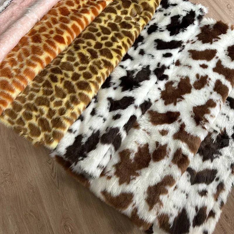 High-Grade Imitation Animal Hair Plush Fabric Cow Giraffe Pattern Printing Fur Fabric for DIY Sewing Clothing Carpet Photo Props