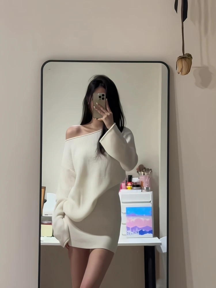 

Свободный вязаный комплект из свитера и юбки для женщин, белый, в нежном корейском стиле, с дизайном на плечах, осенне-зимний модный повседневный наряд