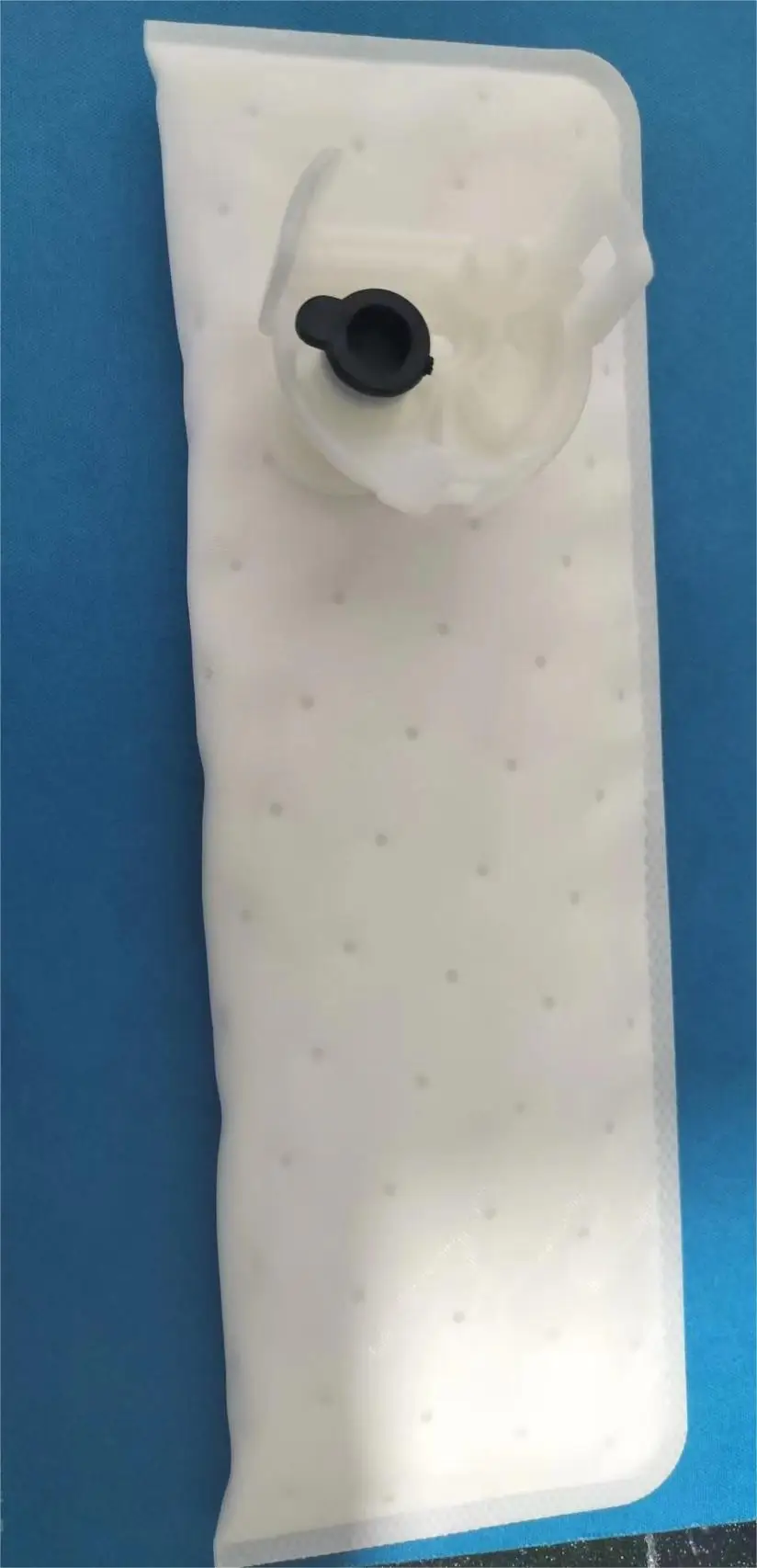 

Фильтр топливного насоса 23217-0Y030 232170Y030 23217-21010 для Toyota Vios NCP150 / Yaris NSP151 2013-2018 ﻿