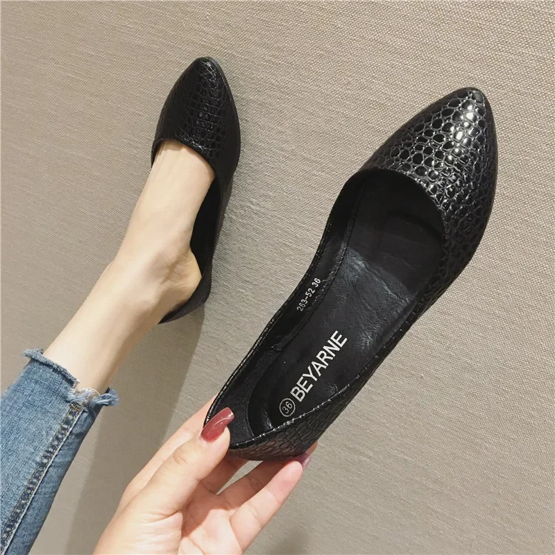 Flat Shoes Women Classic Snake Patterned Flats Boat Shoe Womens Shoes Spring/Autumn Women Work Shoes Comfortable for Work