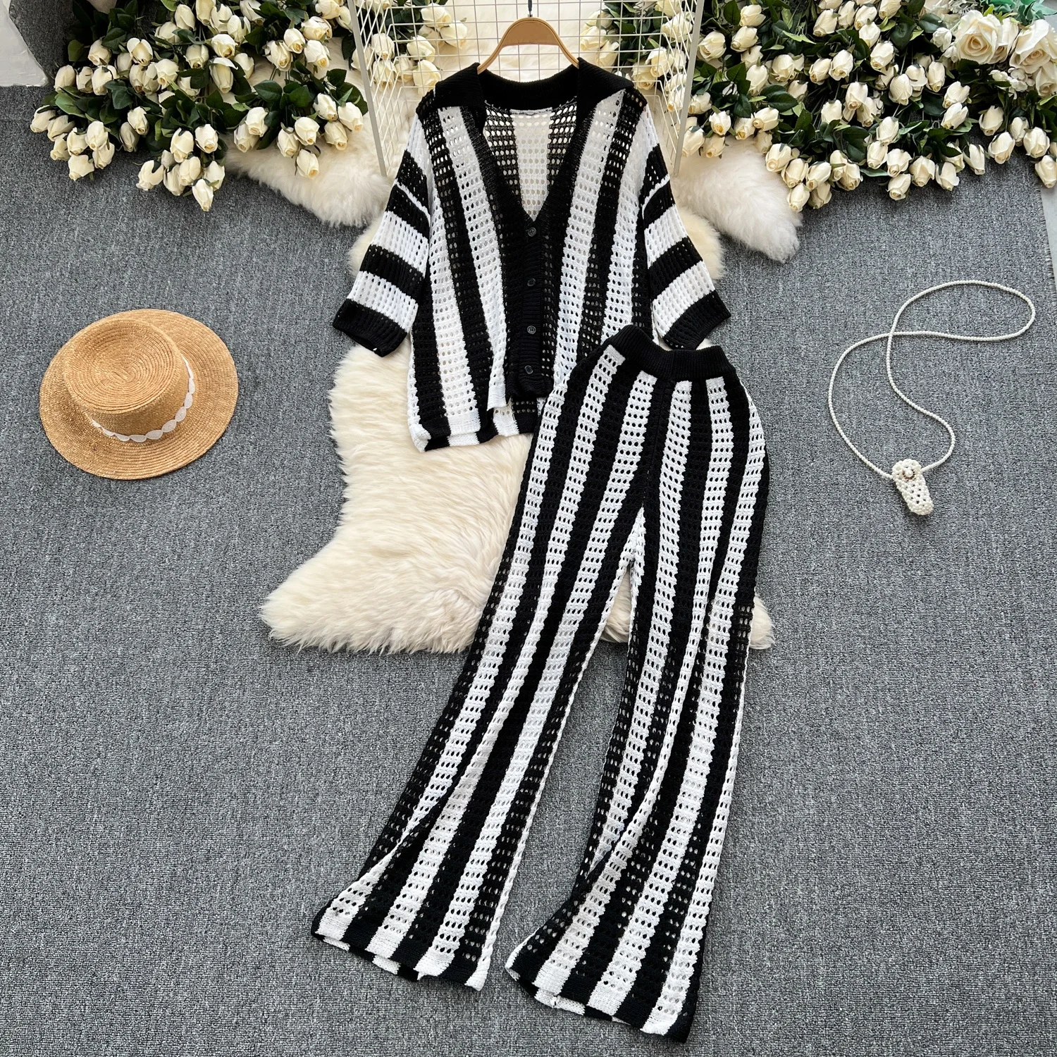 Clothland Women Elegant Striped Blouse Pants Suit Three Quarter Sleeve Shirt Long Trousers Retro Loose Two Piece Set TA418