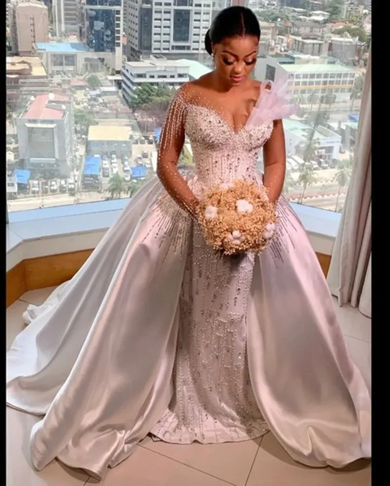Customized Sheer Neck Full Beads Crystals Wedding Dress with Removable Skirt Full Sleeves Robe De Mariée Luxury Bridal Gown