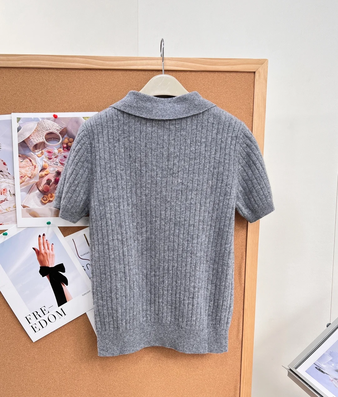 2026 New Knitted Short Sleeve - Floral Check Gray - Collar + Half Open T-shirt
