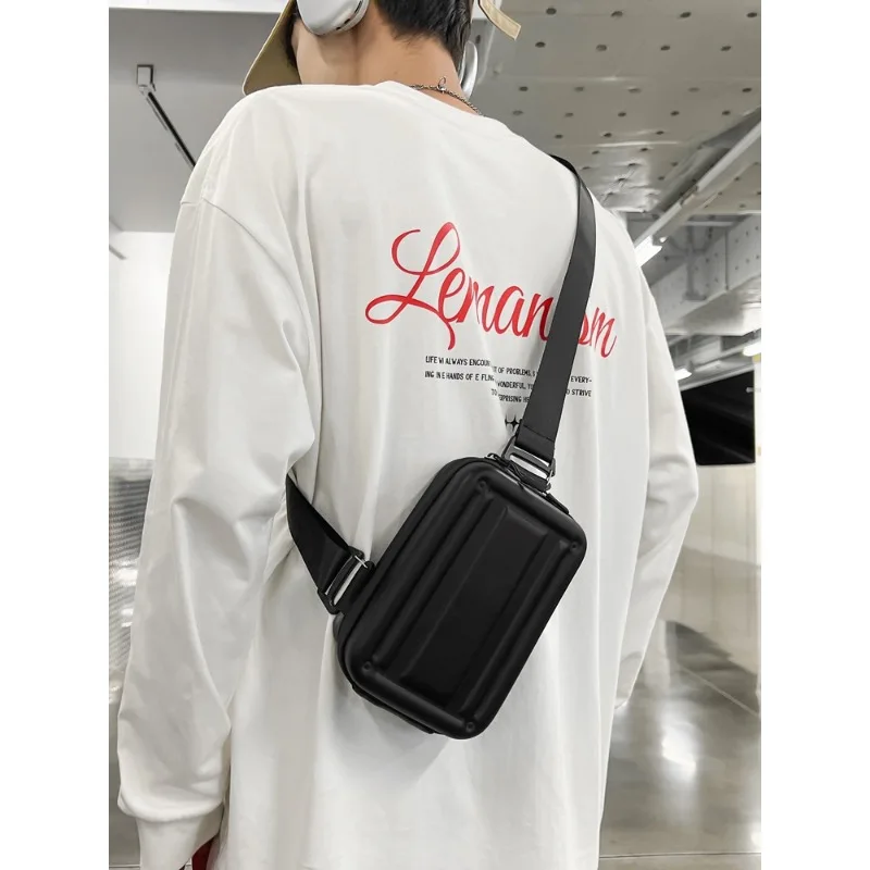 2024 New Fashion Trend Shoulder Bag High Quality Commuter Crossbody Bag Design Hot Selling Same Style Couple Style