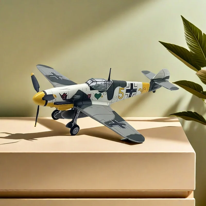 

2024 New Diecast 1:72 Scale German BF109F Fighter Original Finished Alloy Airplane Model Simulation Static Collectible Toy Gift