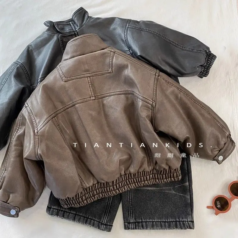 Korean Vintage Fleece-Lined Faux Leather Jacket for Boys & Girls 2025 Winter Warm Zip-Up Biker Coat Fashion Cool Solid Color