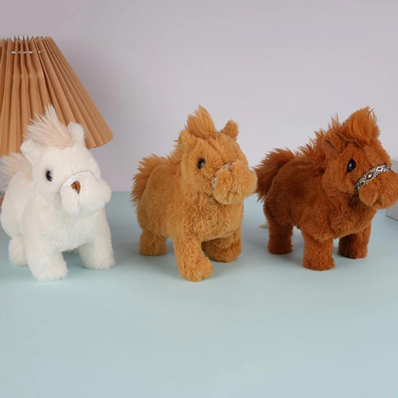 1 sztuka realistycznej elektrycznej zabawki robota chodzącego i kiwającego ogonem, koniki z ruchami, elektryczny pluszowy poni dla dzieci.