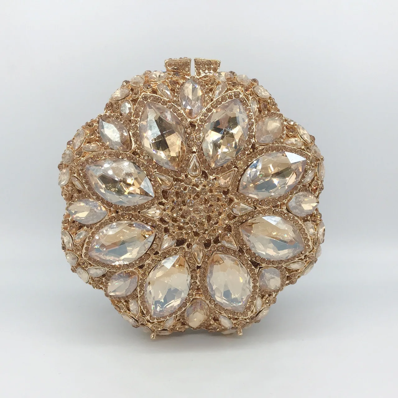 

metal hard box Diamond bag Banquet dress Handlebar women's bag Chain bag