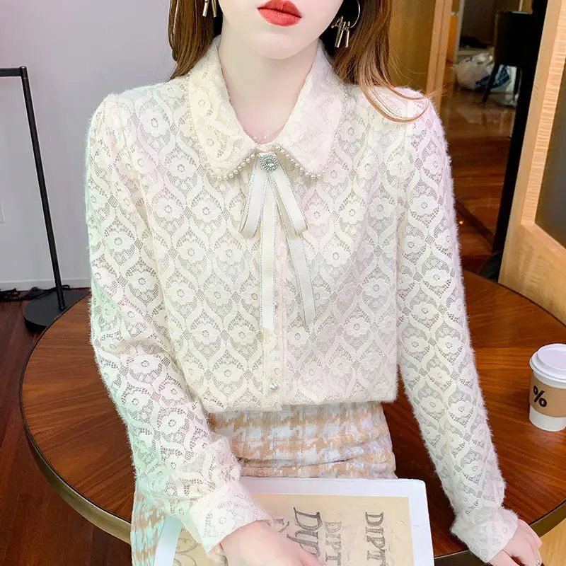 

Lace women's 2023 spring and autumn new lady style inner lapel long-sleeved solid color top printing fashion female blouse