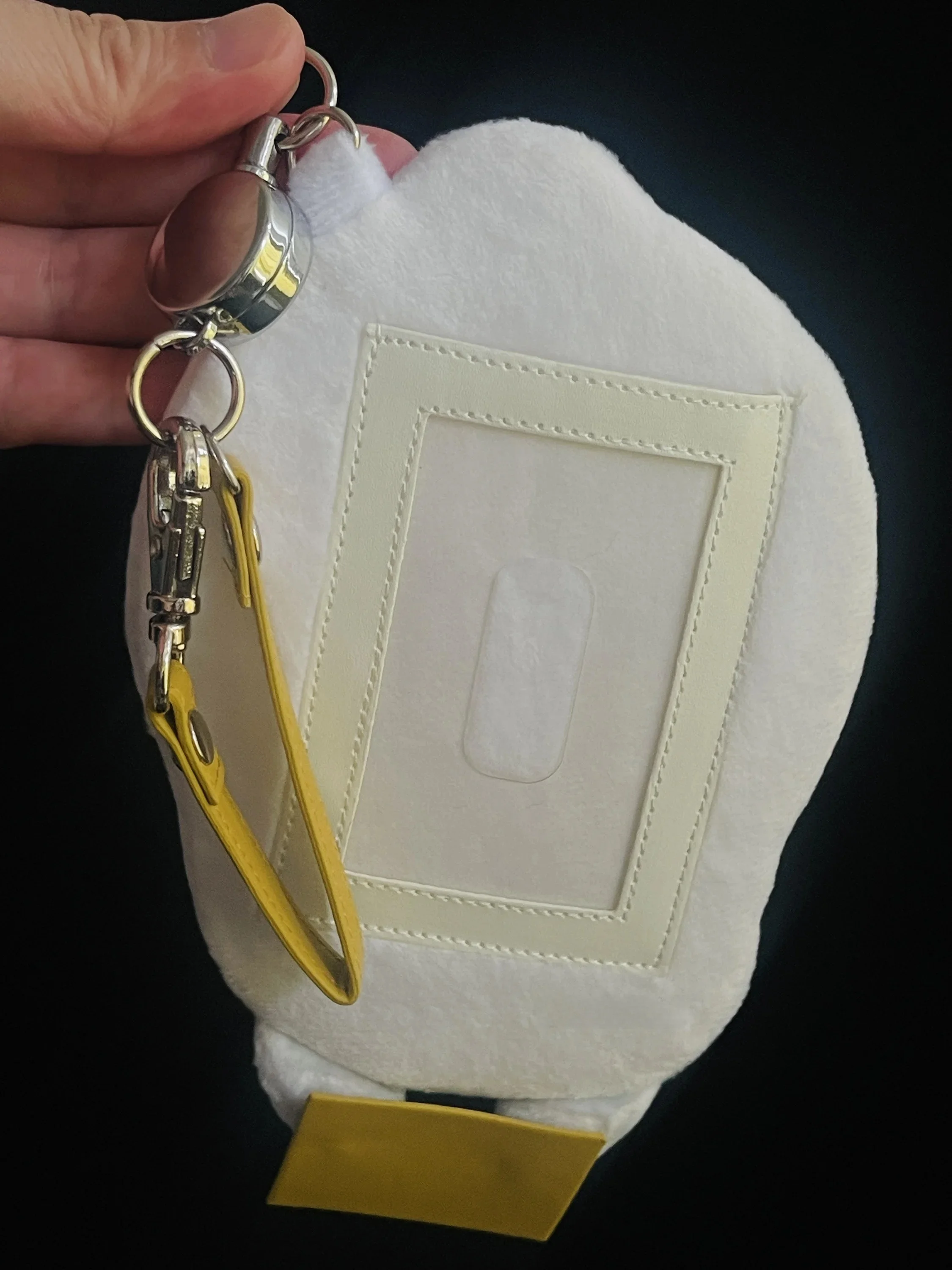 felissimo-plush-rabbit-card-holder-creative-gift-traffic-card-pendant-unisex-daily-use-cartoon-style-card-organizer