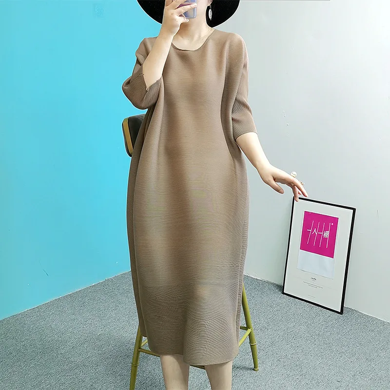 

Miyake Pleated Simple Dress Plisse Solid Casual Fold Dresses Round Neck Pleats Plus Size Mid Length Dress Pleat 2025 Summer