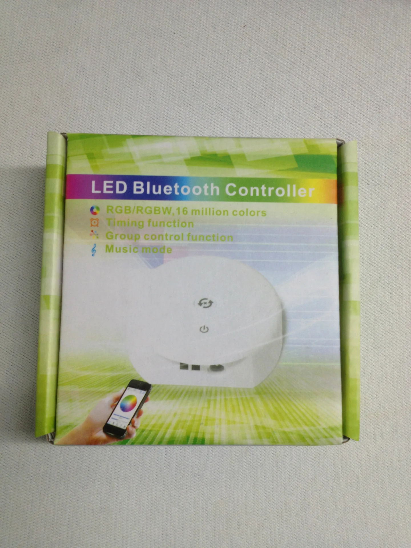 LED low voltage controller Mobile phone intelligent controller RGBW Bluetooth LED controller Music sound controller