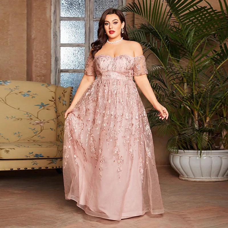 Seksowna suknia panny młodej z odkrytymi ramionami i wróżkowym urokiem na zaręczyny, nowy duży rozmiar, który wyszczupla