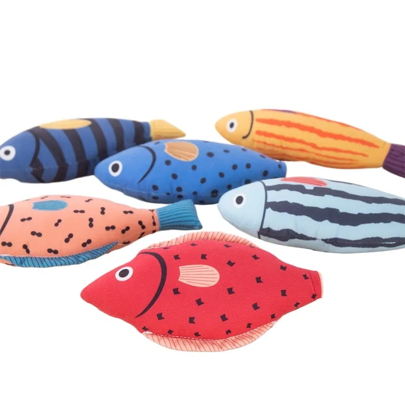 1Piece Creative Cat Toy Fish Shape Bite Resistant Catnip Cat Toy Pet Chew Toys Pet Interaction Supplies Cat Favors