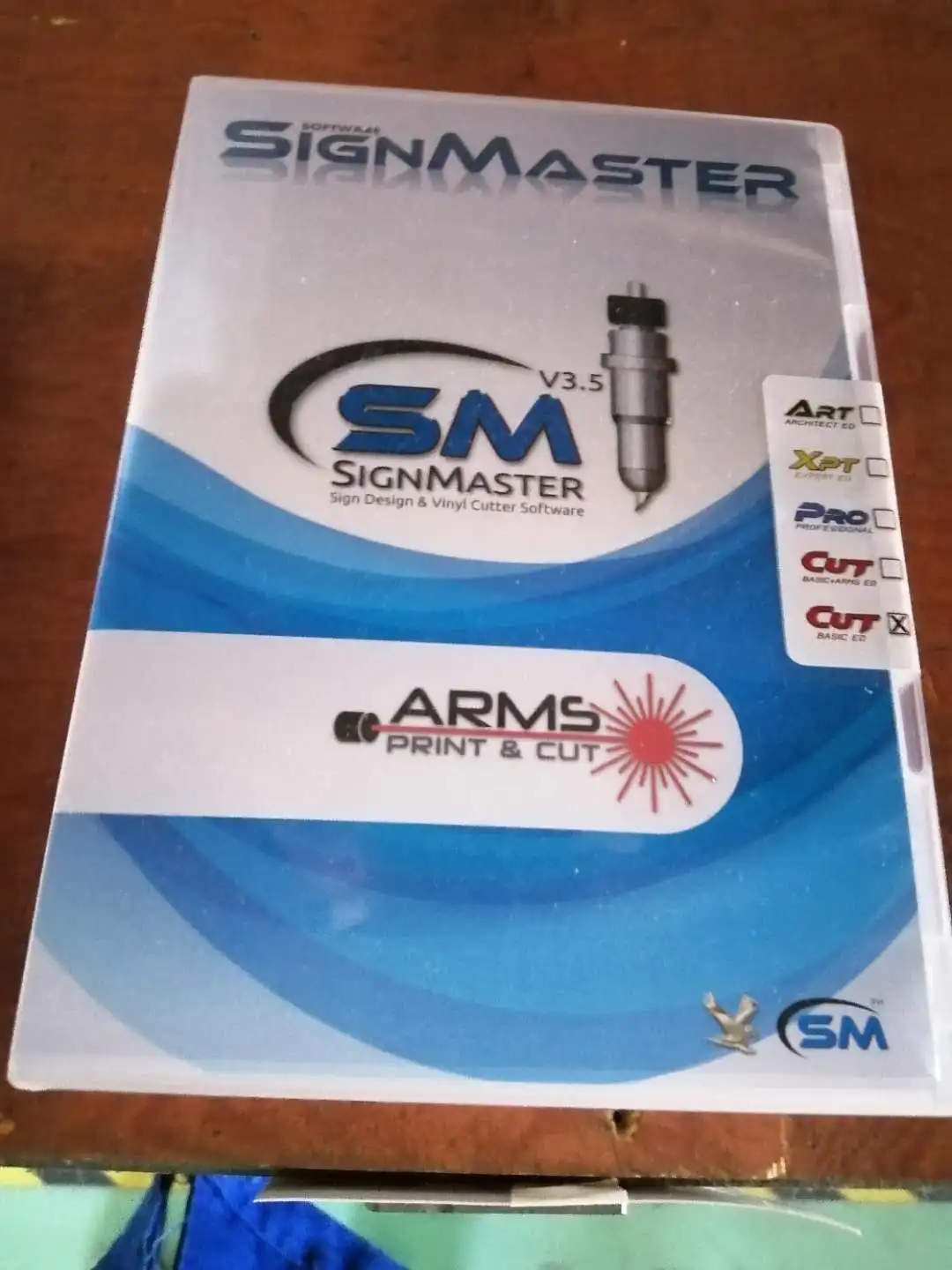 Saga cutting plotter software cutting plotters software Signmaster laser version