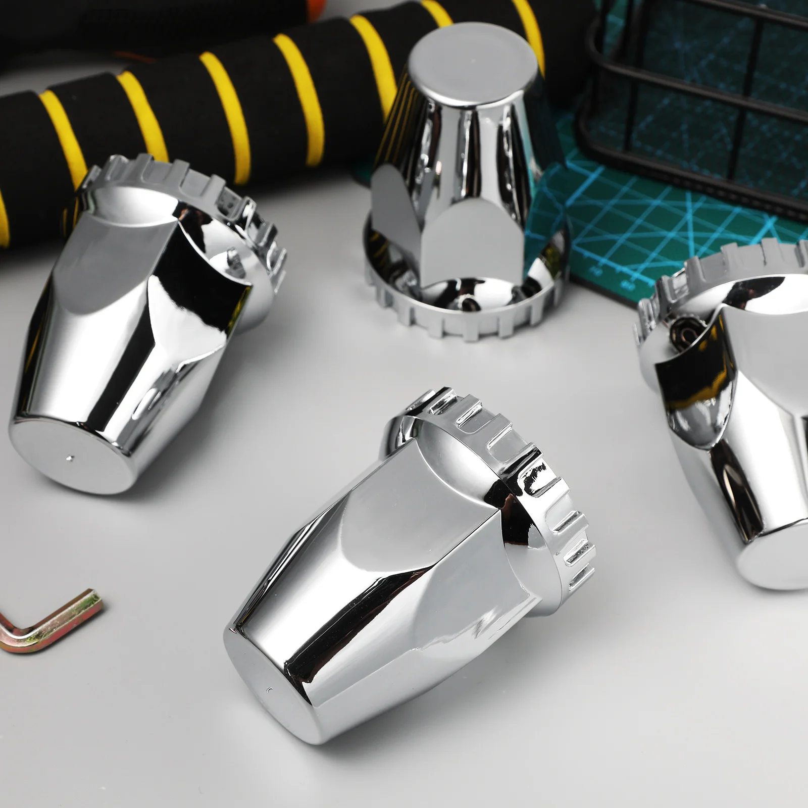 

20Pcs Lug Nut Covers Semi Truck Wheel Hub Protector Chrome Plated Durable Rust Resistant Easy Install Lug Nut Covers