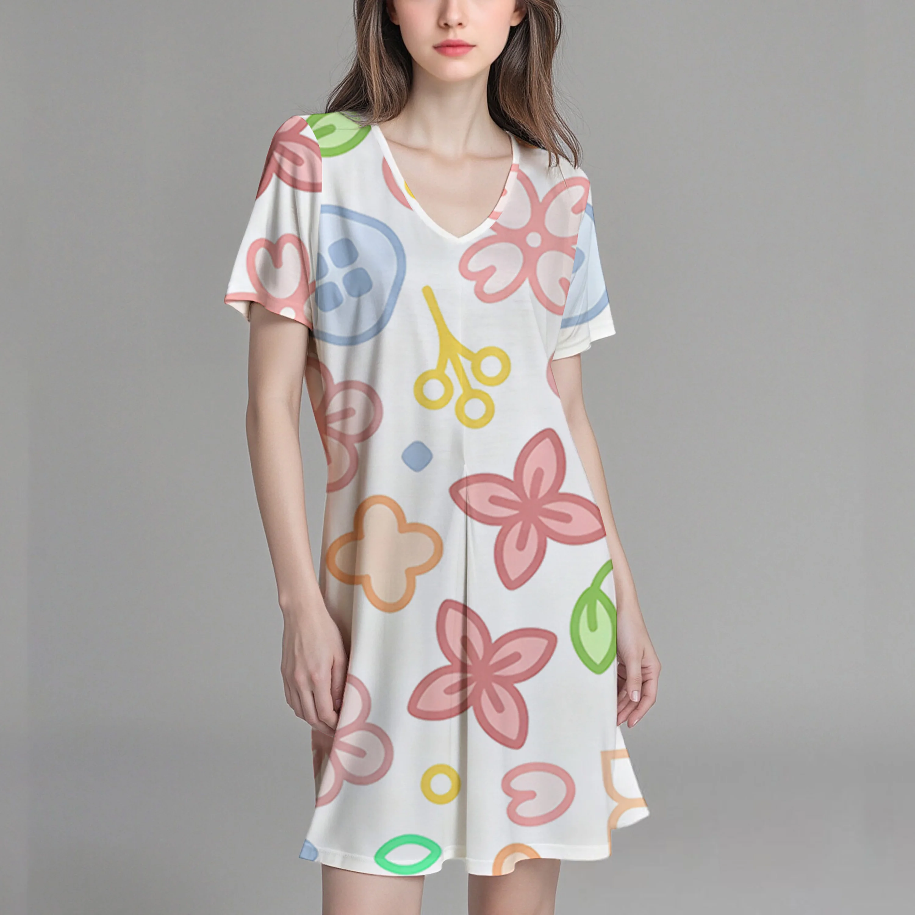 レディースVネック半袖ワンピース、プリント柄入りレディースTシャツ、やや伸縮性のあるカジュアル生地