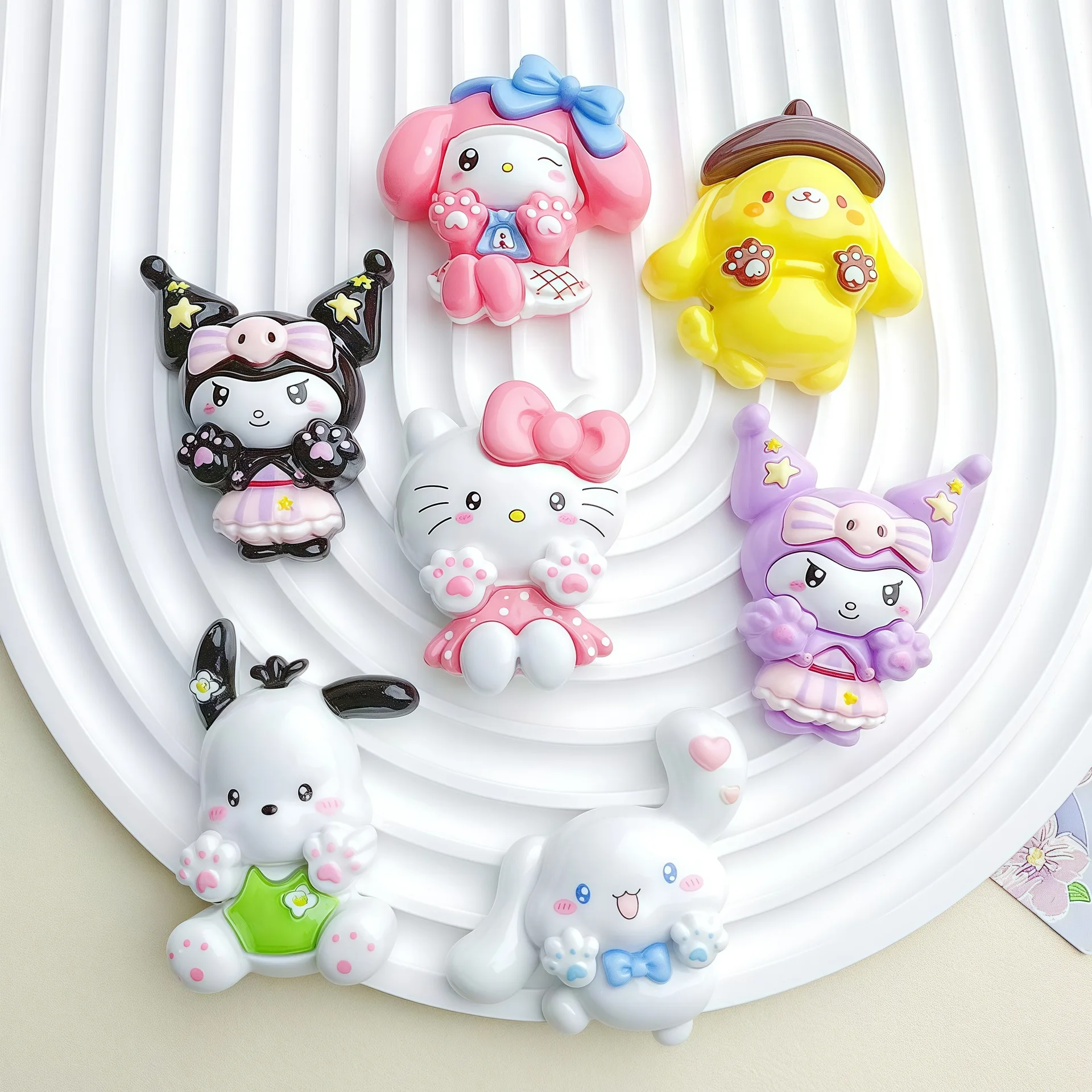 ミニソ サンリオ キャラクター クリームグルー ハンドメイド DIY ヘアピン 冷蔵庫ステッカー 洞窟風シューズ キーホルダー レジンジュエリー アクセサリー