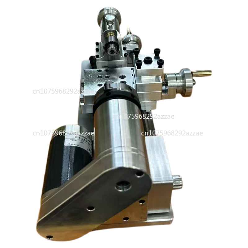 

Самодельный мини-токарный станок в аналогичном стиле, собранный своими руками