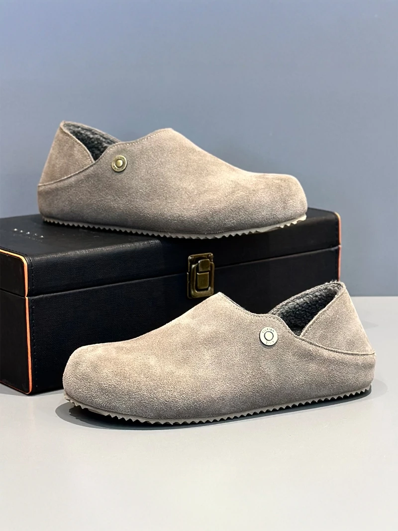  Men's Winter Casual Retro Versatile Slip-On Fleece Lined Work Shoes Soft Bottom Cotton Shoes for Daily Wear