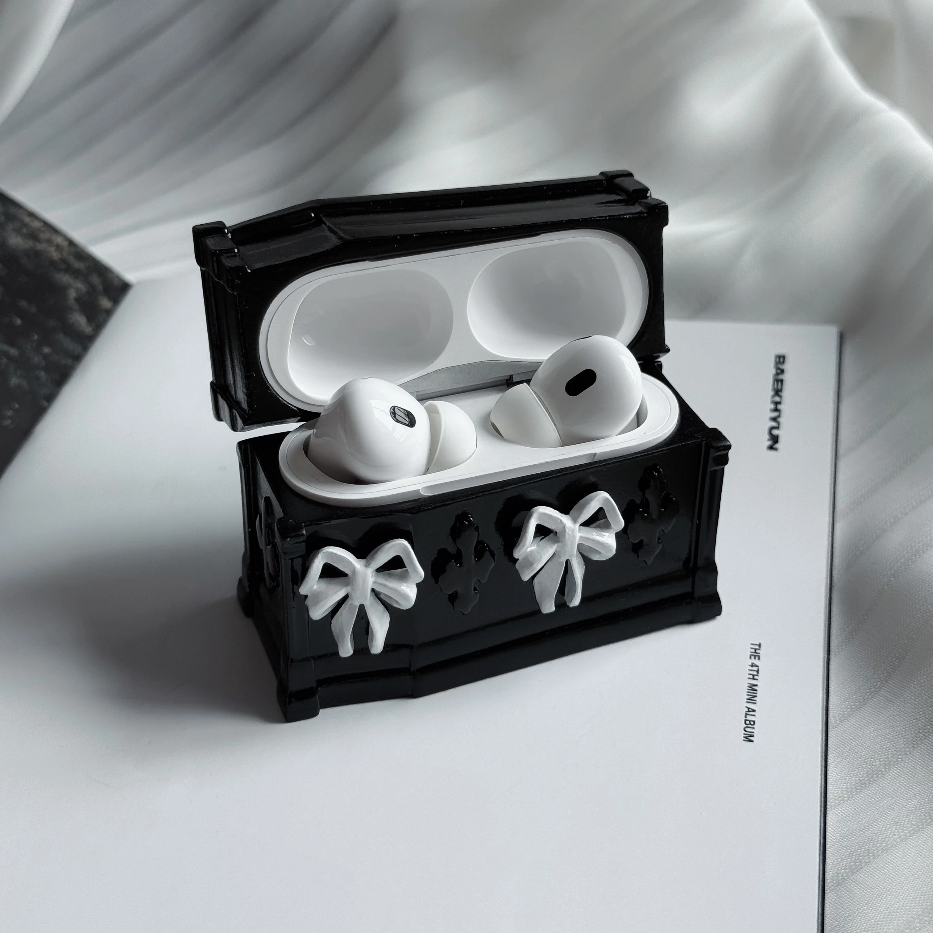 Small Coffin Theme Earphone Cover Customized for Airpods 3D Resin Originality All Inclusive Drop Protection Earphone Case Gift view 5